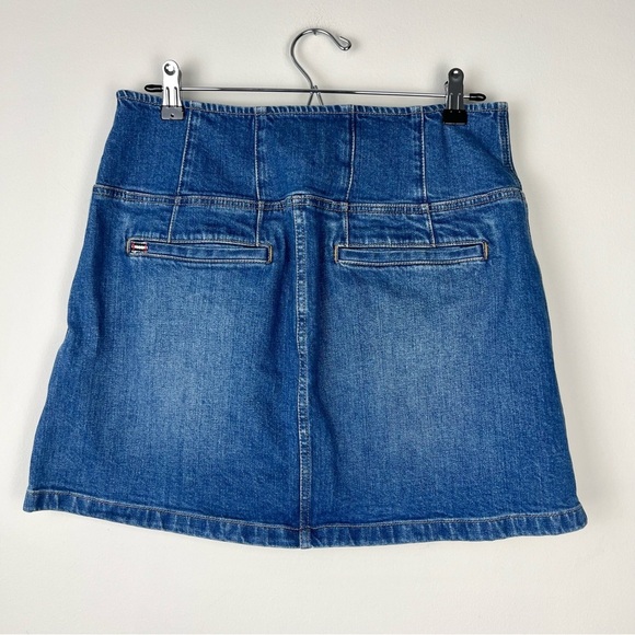 Alice + Olivia Paxton High Rise Zip Front Denim Mini Skirt - Picture 4 of 8
